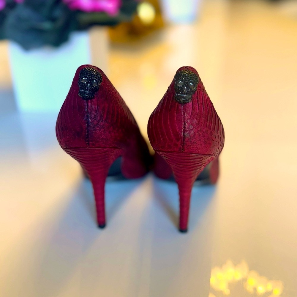 Zadig & Voltaire | Size 37 | Burgundy Python Embossed | Skull Heel Pumps